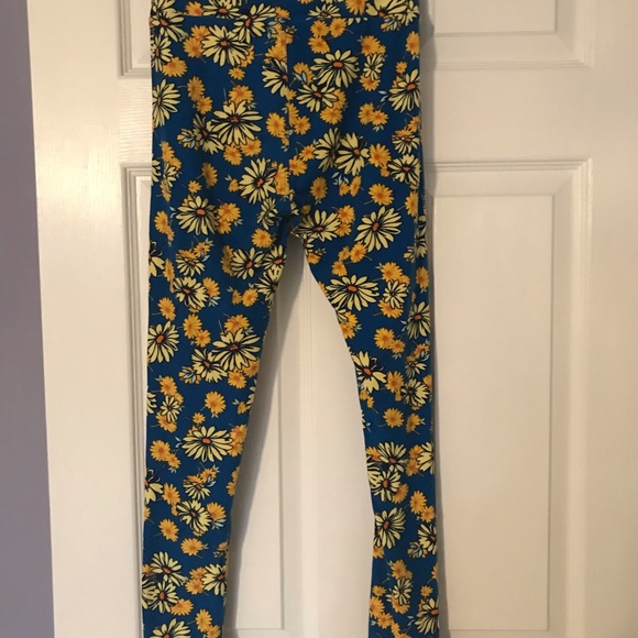 LulaRoe Floral Leggings - Picture 2 of 2